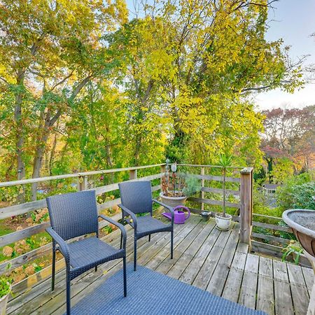 Cozy Dix Hills Apt With Deck About 7 Mi To Beach! Zewnętrze zdjęcie